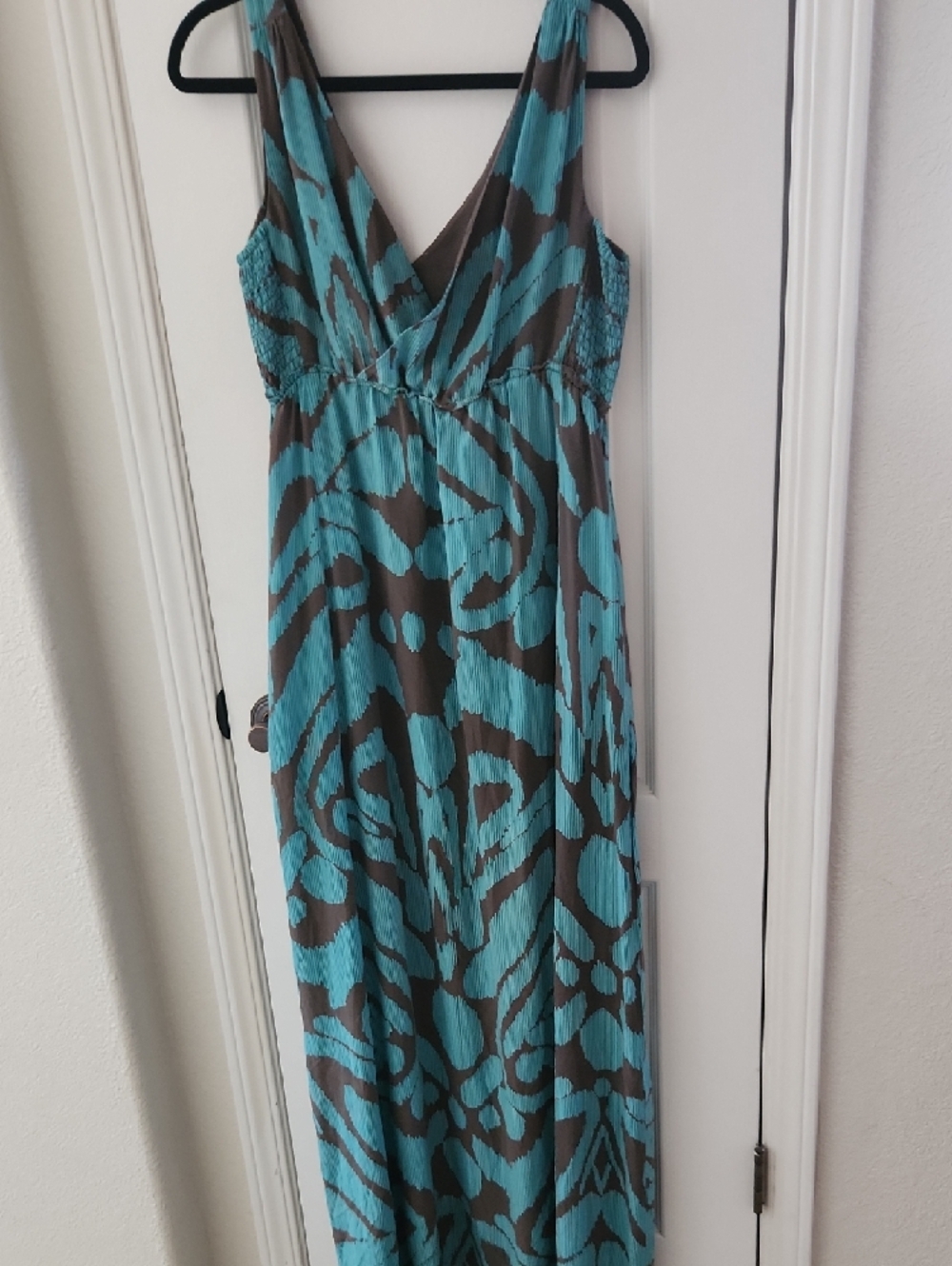 Banana Republic Teal and Brown Silk Printed V-Neck Maxi Dress, Size 10 - Picture 6 of 10